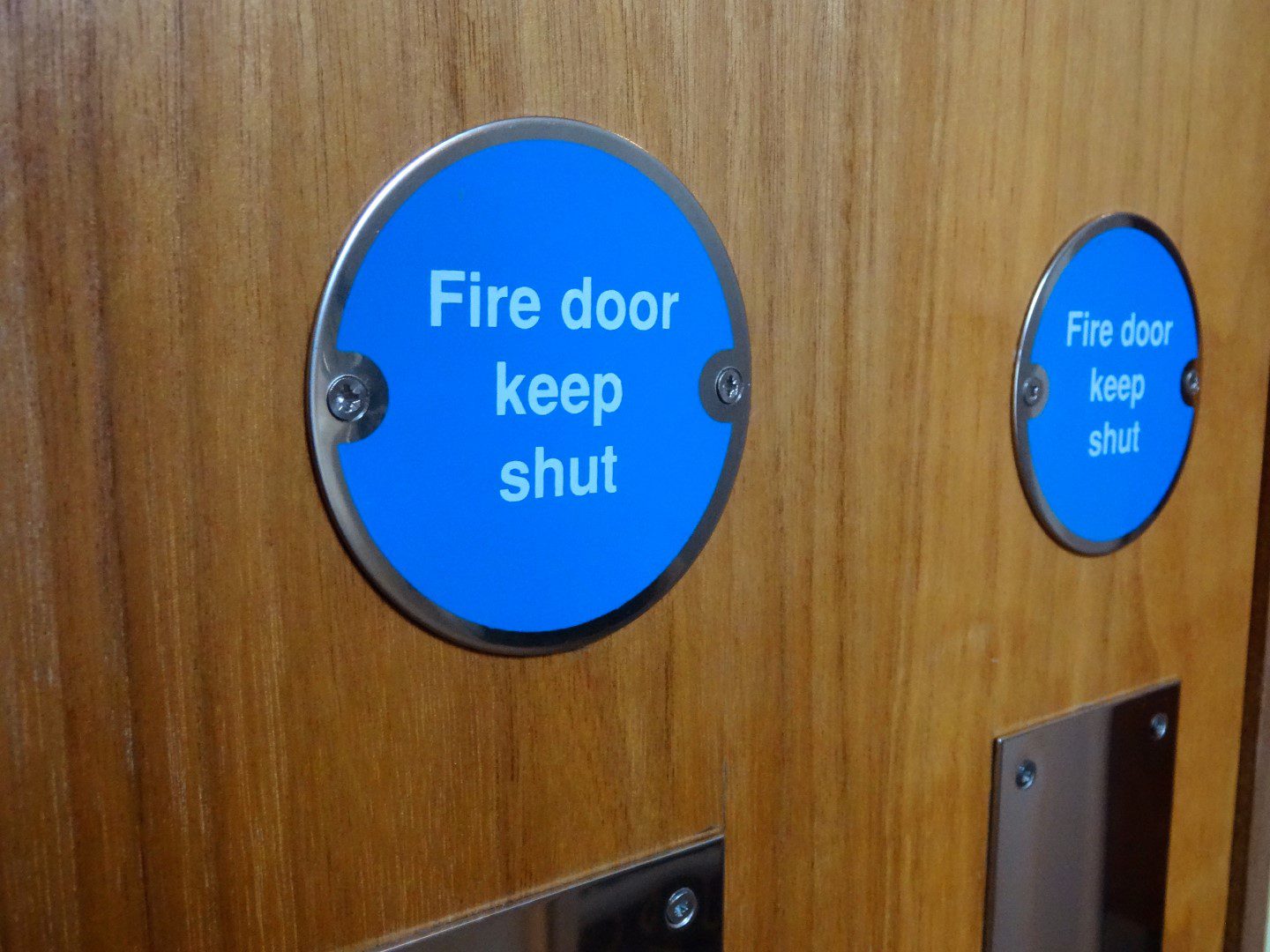 FIRE DOOR INSTALLERS NEWCASTLE